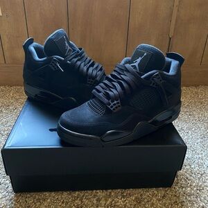 Jordan 4 Retro Black Cat (2020)